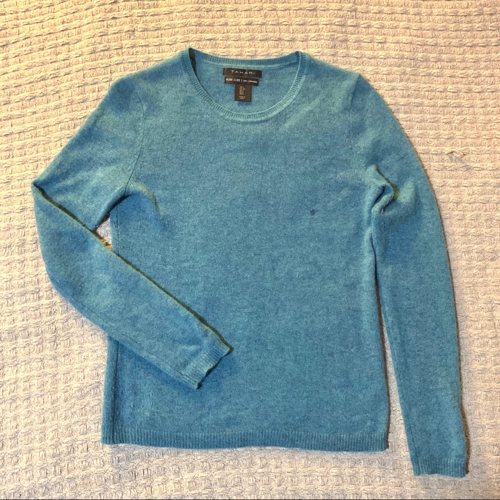 Tahari blue cashmere sweater